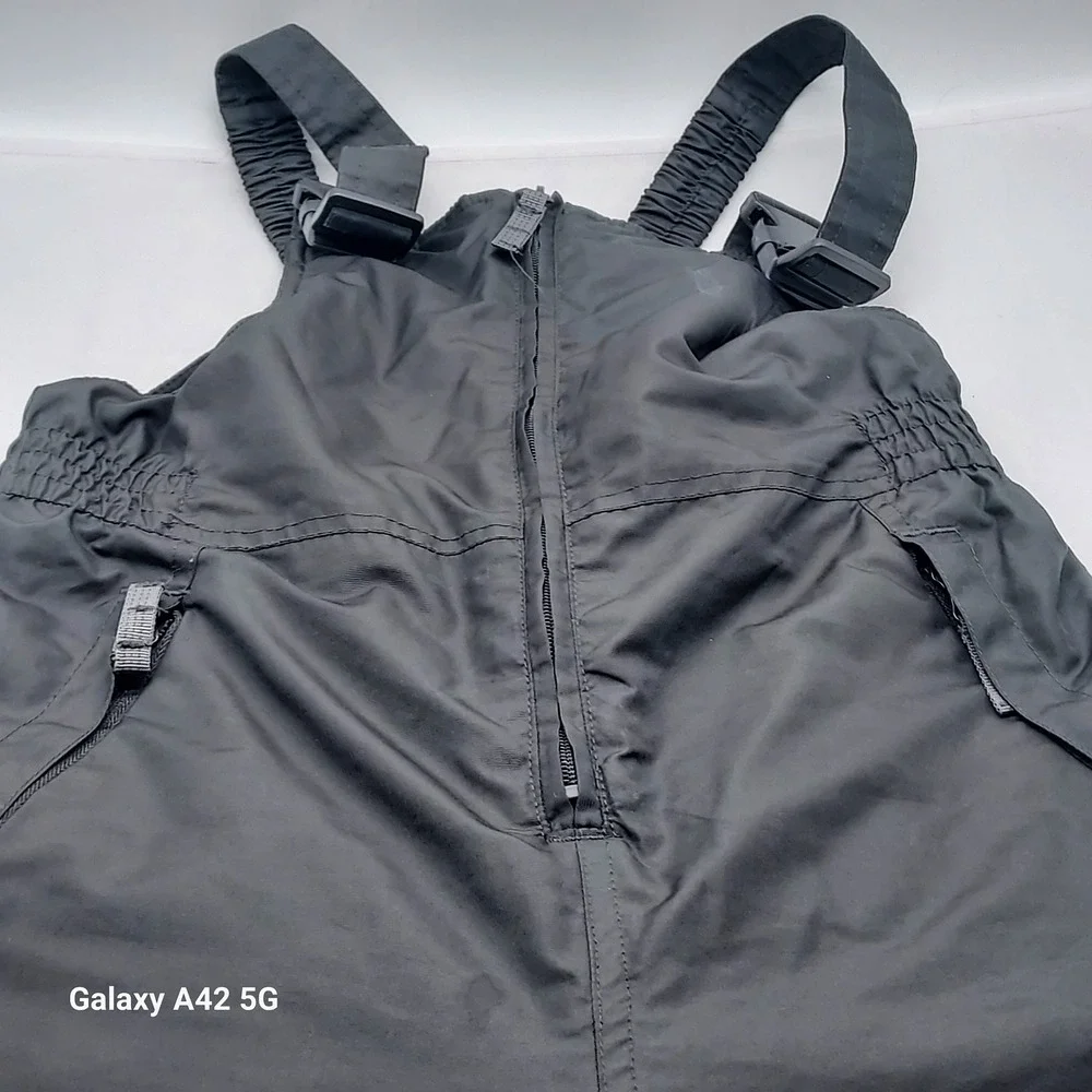 Champion Youth Ski Bib Snow Pants Black‎ M/M 8-10 Waterproof Insulated